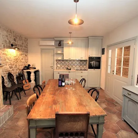 Apartament Casa Arancin
